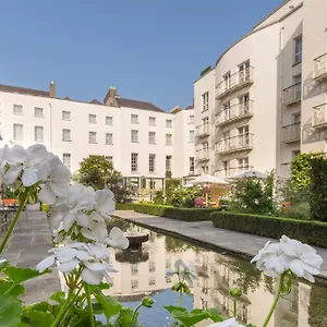 https://merrion.dublin-hotelsweb.com