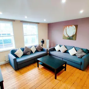 https://brick-lane-1-bedroom-apartment-near-to-liverpool-st.cambridgehotelsuk.com